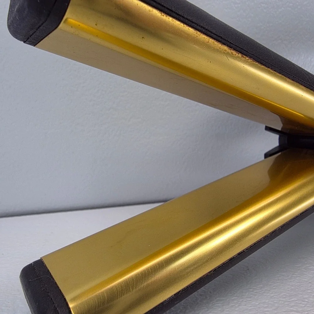 Vidal Sassoon‎ Professional Ceramic Hair Straightener Flat Iron Gold Plates 1
